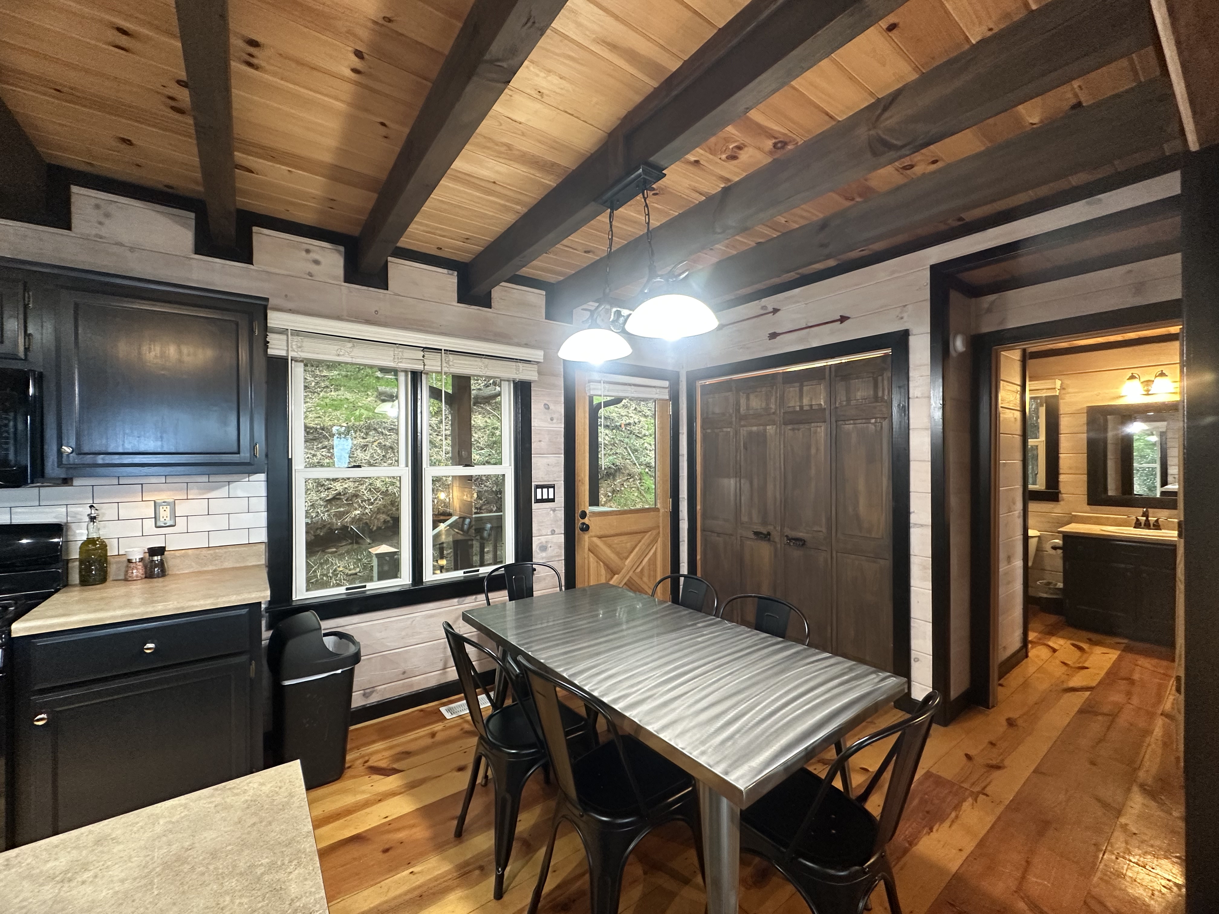 A simple gathering spot for breakfast, board games, or a real sit-down dinner.